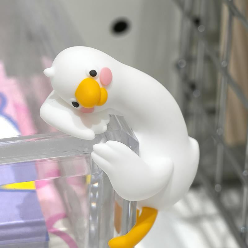 MUNBYN so Tired Lazy Duck Mini Desk Accessories 2025 New Desk Ornaments Work Partner 3Pcs/Set Perfect Desktop Decorations for Computer Screens, Office, and Home Decor Black Friday Christmas Gifts